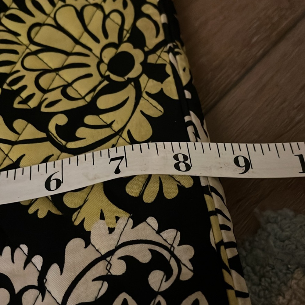 Vintage Pristine Vera Bradley Quilted Tablet Case. Yellow, Black and White - Picture 6 of 6